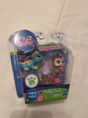 Littlest Pet Shop Pretty Pairs Glitter Monkey & Iguana 2346 2347 Stained Card