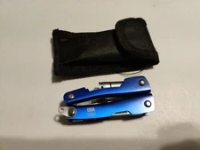 Team USA Multi Tool Olympics blue with nylon sheath