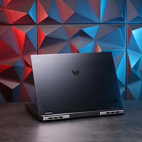 Acer Predator Helios Neo 18 Gaming Laptop // Intel Core i7-14700HX, RTX 4070 - Bild 4 von 7