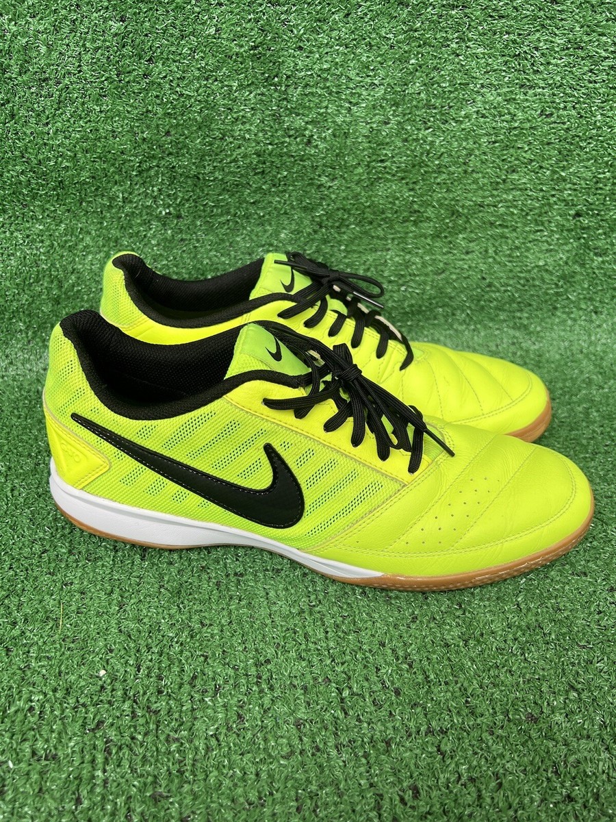 Nike Gato II Indoor Soccer Lime Green 580453-700 Mens Size 10.5