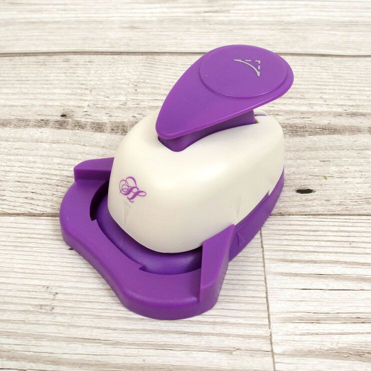 Hunkydory - Premier Craft Tools - CORNER ROUNDER MAXI (MEGA) Punch - 8MM