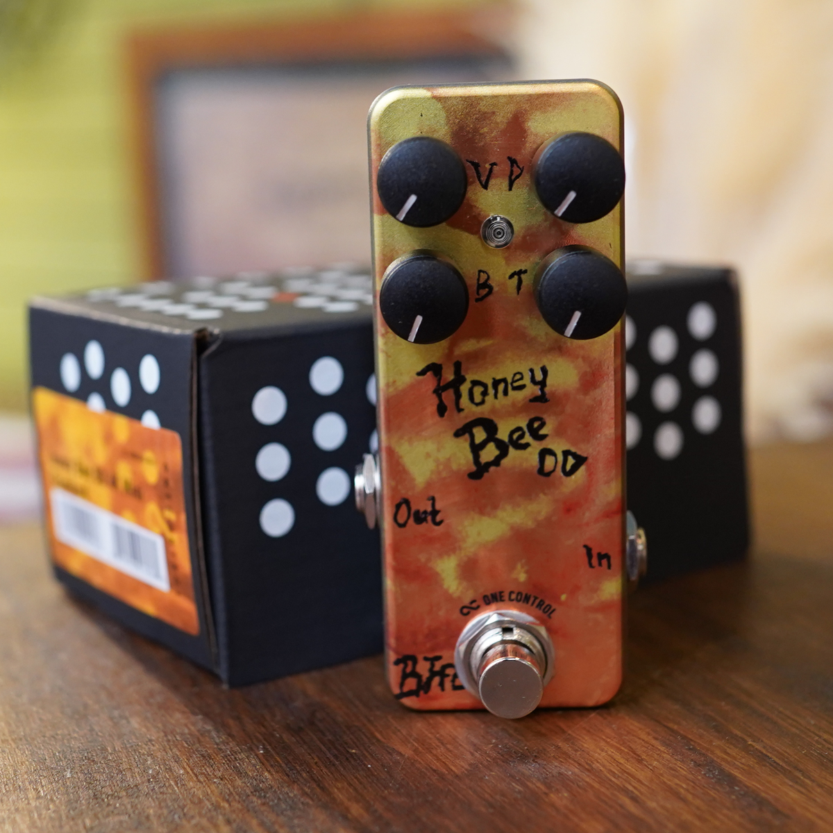 One Control Honey Bee OD 4K Mini Standard Overdrive Guitar One Control Honey Bee OD 4K Mini Standard Overdrive Guitar