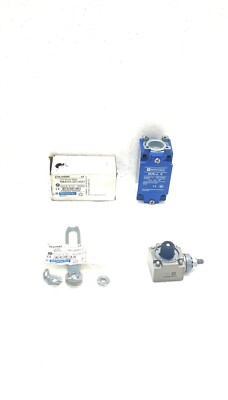 Telemecanique XCK-J.C Limit Schalter Mit ZCK-E05C Kopf Und ZCKY43C Hebel