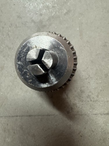 Milwaukee THD 3/8-24 Mandrino per trapano con chiave 1/32-3/8" - Foto 8 di 9