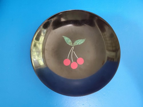 VTG Pair Couroc of Monterey 7 3/4" Shallow Bowls Abalone and Cherries - Picture 5 of 9