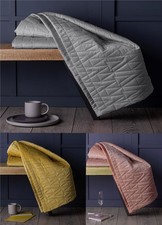 Throw Blanket Quilted Velvet Super Soft Bed Throw Blanket 150 cm x 200 cm 