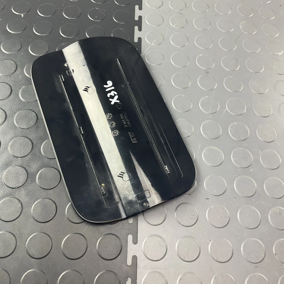 BMW X3 F25 2011-2017 tapa puerta tanque de combustible negro OEM Foto 2 de 4