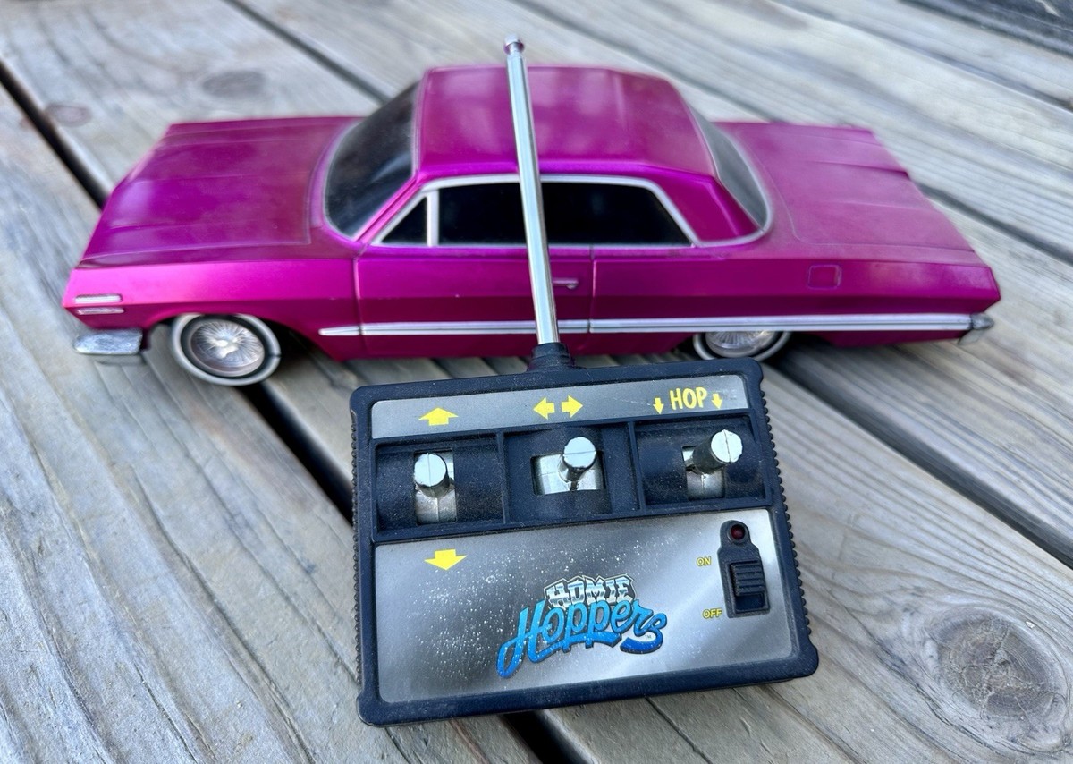 Lindberg 63 Impala Homie Hoppers Remote Control 1/18 Scale