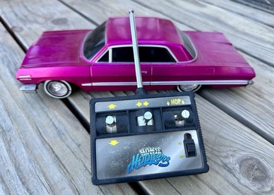 Lindberg 63 Impala Homie Hoppers Remote Control 1/18 Scale