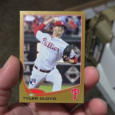 Topps Tyler Cloyd Philadelphia Phillies 2013 Gold /2013 Rookie Card #197. rookie card picture