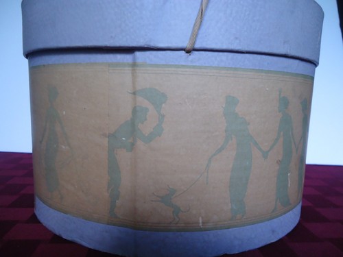VINTAGE 1920's Bergdorf Goodman Fifth Avenue Oval HATBOX Flappers Lavender/Cream - Picture 5 of 12