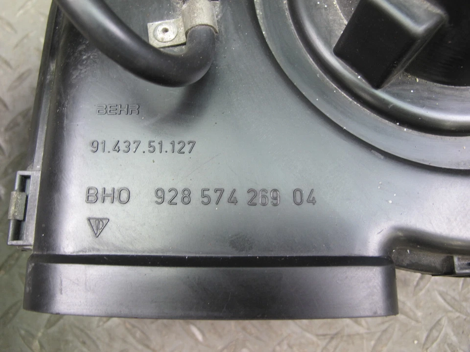 1983 - 1995 年 PORSCHE 928 S HVAC 空调空气加热器风扇吹风机电机 92857426904 — 第 3/4 张图片