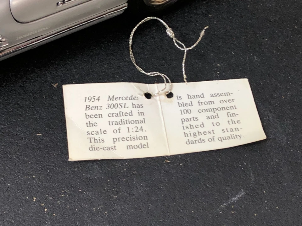 Coche Diecast Imperfecto 1:24 Franklin Como Nuevo PLATA MERCEDES-BENZ 300SL Sin Caja COMO ESTÁ Foto 3 de 4