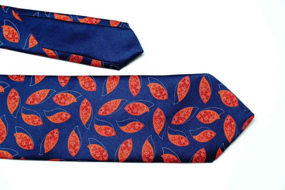 Corbata de cuello de diseñador ITALO FERRETTI azul rojo hecha en Italia 100 % seda Foto 3 de 4