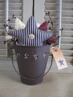 Handmade Primitive Patriotic Americana Stars In Pail/bucket With Pip Berries Handmade Primitive Patriotic Americana Stars In Pail/bucket With Pip Berries