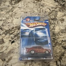 Hot Wheels Volkswagen Fastback 2009 Collector Edition New With Protector Hot Wheels Volkswagen Fastback 2009 Collector Edition New With Protector