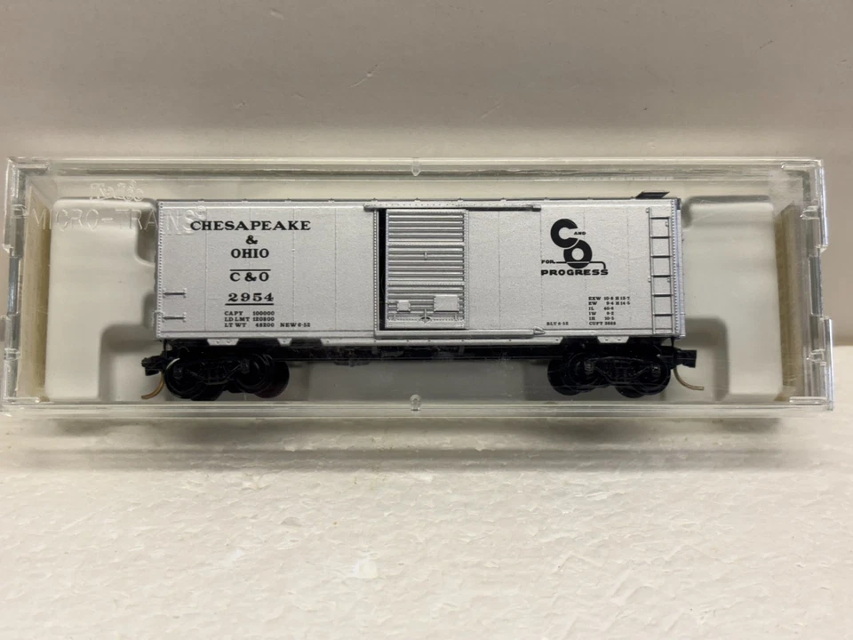 N Kadee Scale Micro Trains MTL 20820 Chesapeake & Ohio C&O 2954 Express Box Car - Image 2 of 4