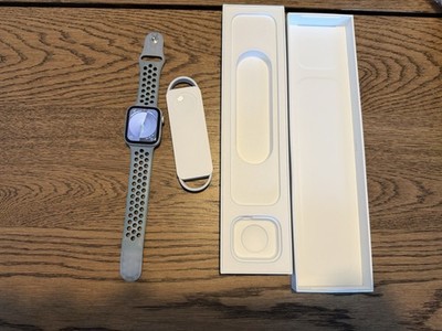 Apple Watch SE (2. Generation 2023) 44mm Aluminiumgehäuse (GPS + Cellular)
