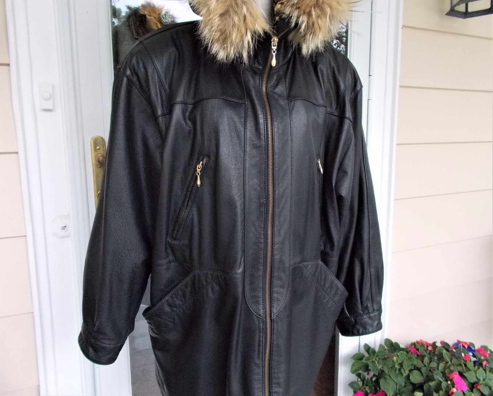 Vntg Jacqueline Ferrar Genuine Leather Jacket Coat Black W/Coyote Fur Hood L/XL image 2