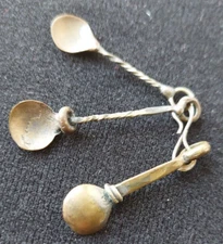 ANTIQUE MINIATURE HAND MADE BRONZE SPOON SET