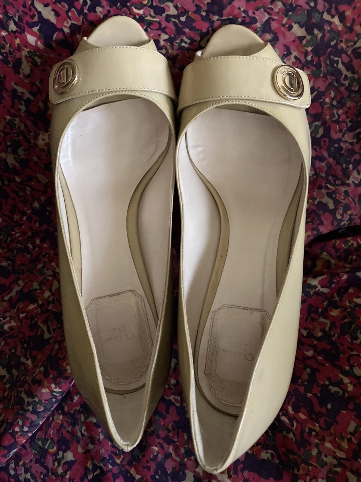 Escarpins à talons Christian Dior Classic nude taupe champagne pointure 7 M 1100,