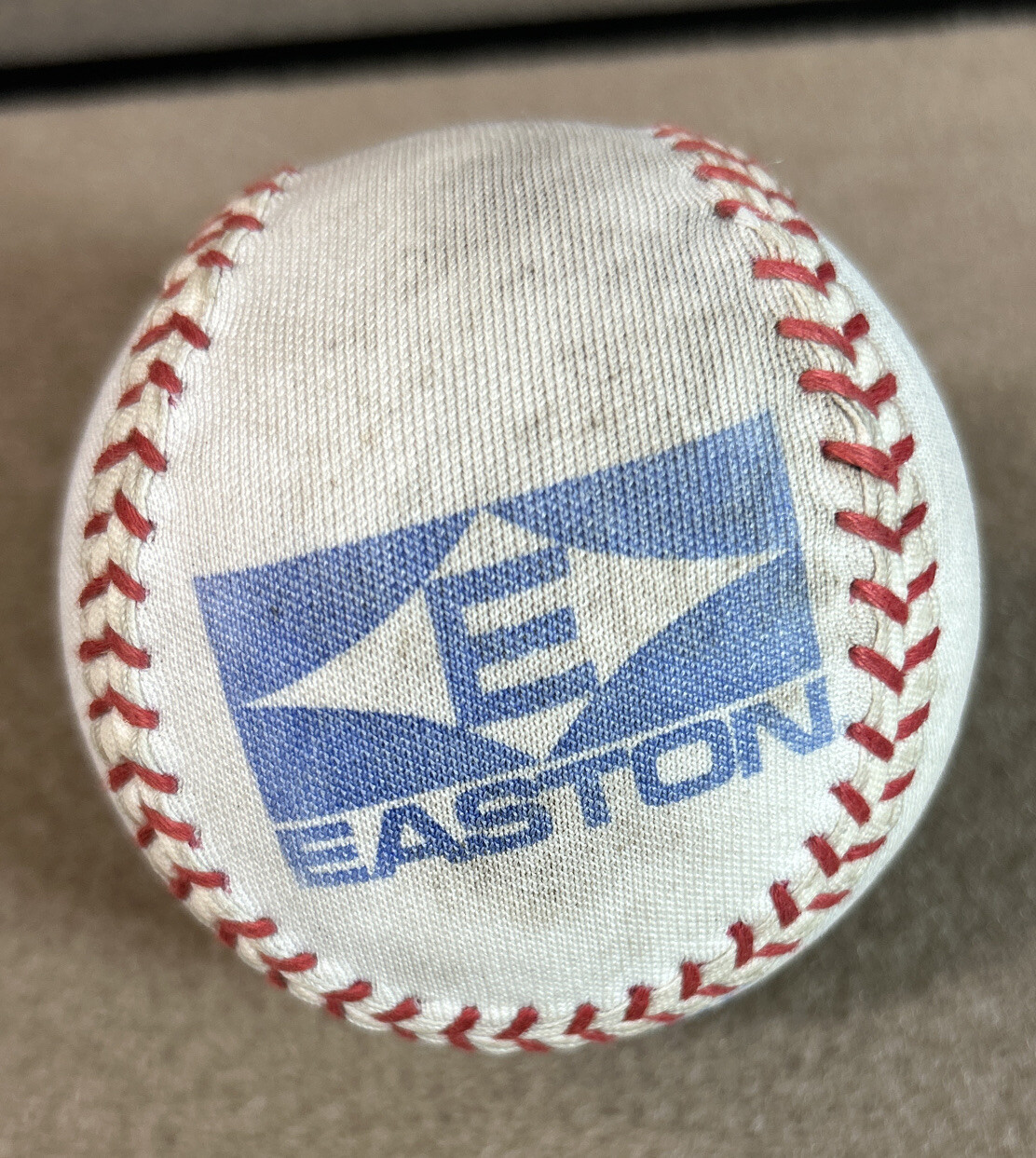 EASTON IncrediBall Soft Stitch Training Baseball Pitching Throwing