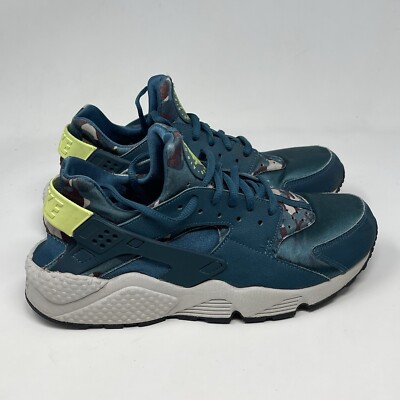 Nike Air Huarache Run Print Shoes Womens Green Camouflage Running  Sneakers