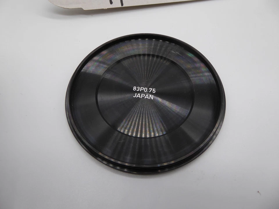 rare Canon Genuine 82mm Metal screw Fit Front Lens Cap - 82mm internal diameter - Image 2 of 4