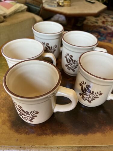 Vintage Pfaltzgraff Village Stoneware Dinnerware 5 Coffee Mugs - Picture 1 of 8