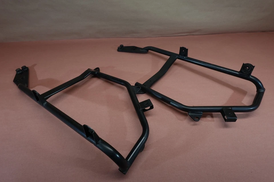 Suportes de montagem de alforje esquerdo direito Yamaha VStar 1300 V Star XVS1300 2007-2015 - Imagem 2 de 4