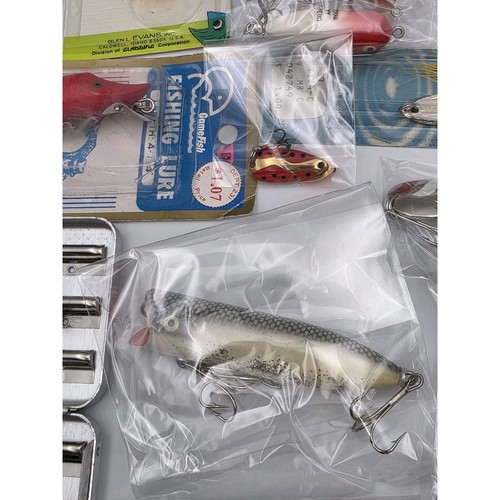 Vintage Fishing Lure Lot Heddon, Cordell, Spoons, Flies, Rebel, More - Picture 6 of 10