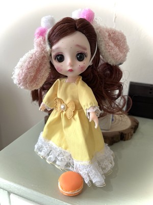 Bemalte Bjd/ob11 Typ Puppe, Künstlerpuppe, handbemalte Sommersprossen Augenbrauen errötet 