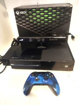 Microsoft Xbox One 500 GB Black Model 1540 Kinect Bundle w/ Box + Controller
