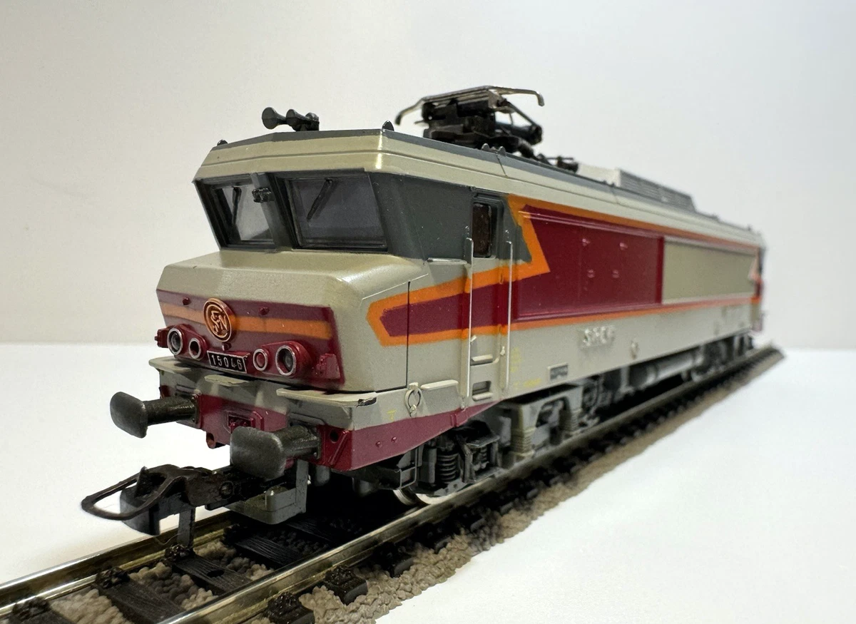ROCO. LOCOMOTIVE électrique BB 7200 . REF 04164 A . HO . EUR 175,90 - FR