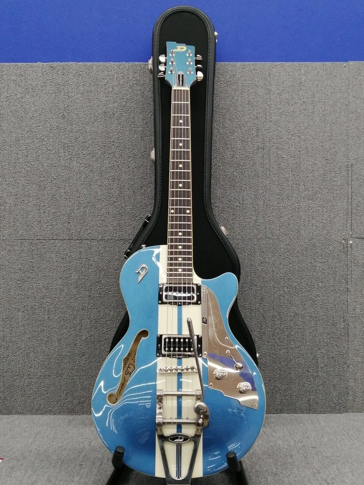 [Duesenberg] DTV-MC Mike Campbell Signature Metallic Blue with White Germany - Image 2 of 4
