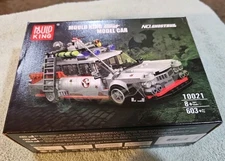 Ghostbusters ECTO-1 Mould King. 603 pieces 10021. Brand New Nevr Open