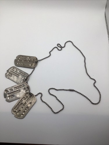 Possible WW2 US Army Dog Tags T45 Set Of 4 W/ Chain