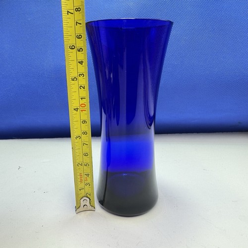 Cobalt Blue Vase 7" Tall Hand Blown Vintage Piece Lovely - Picture 2 of 10