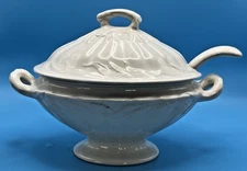 Ironstone Wilkinson Gravy Sauce Tureen Royal Pottery Staffordshire England READ