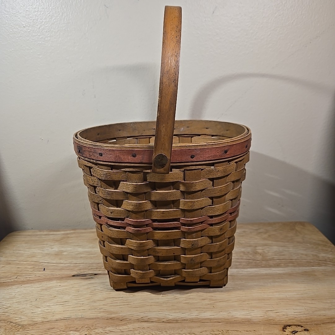 Longaberger Vintage 2001 7 Inch Basket