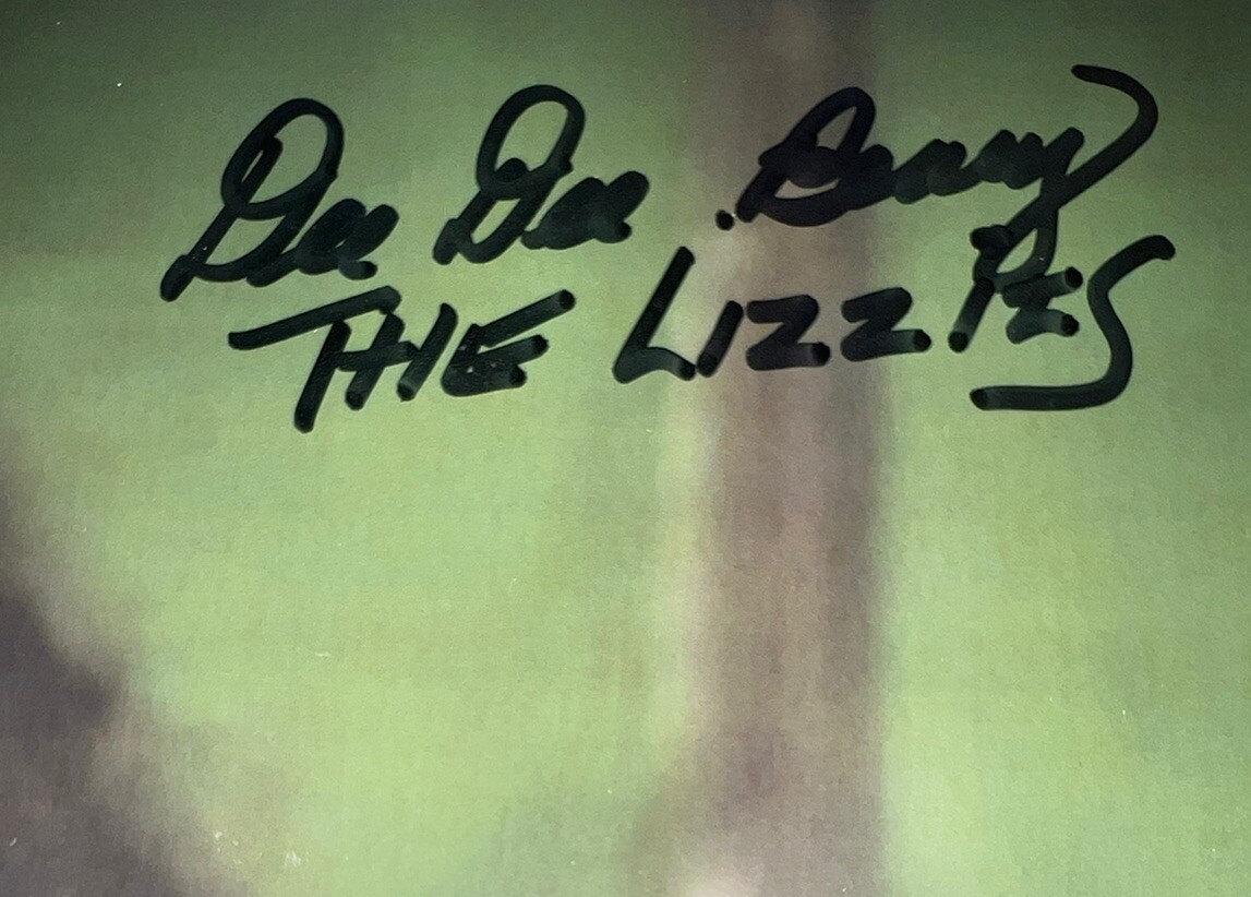 DEE DEE BENREY THE LIZZIES WARRIORS SIGNED PHOTO COA BAS WITNESSED
