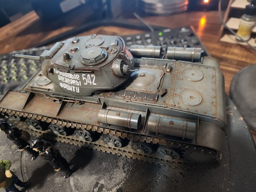 1:35 Built Soviet KV-8S - Picture 7 of 14