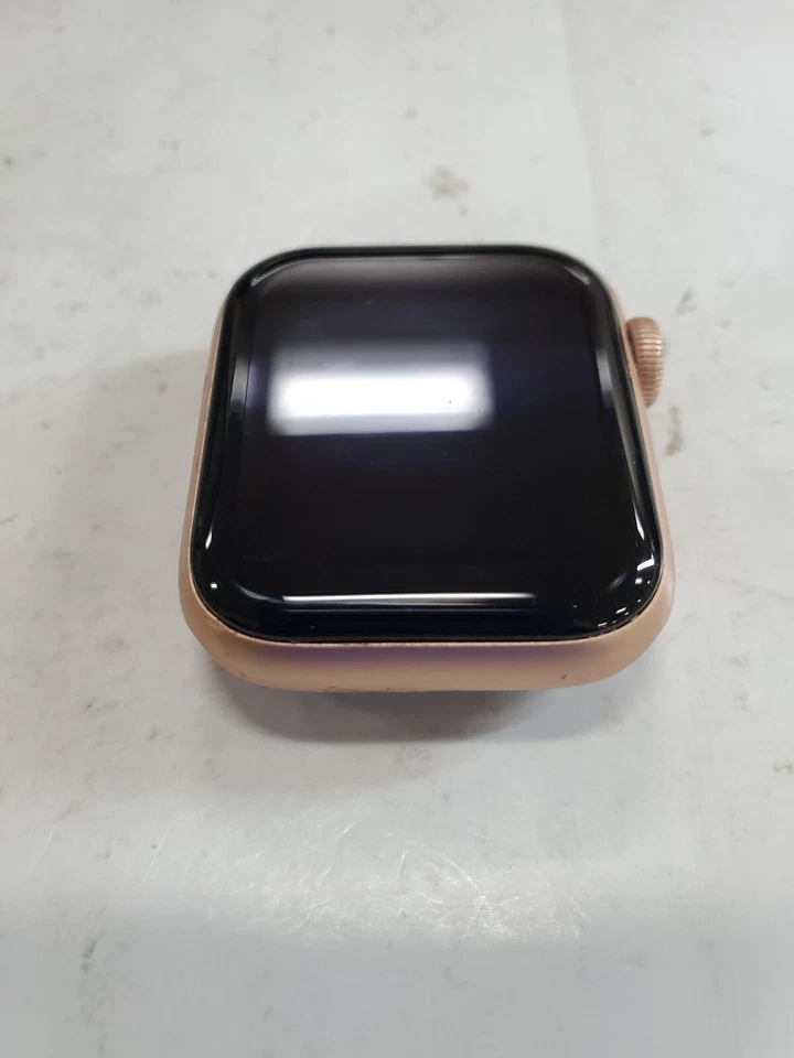 Apple Watch Series SE 40mm A2353 GPS+CELL Gold Aluminum- For Parts - Image 2 of 4