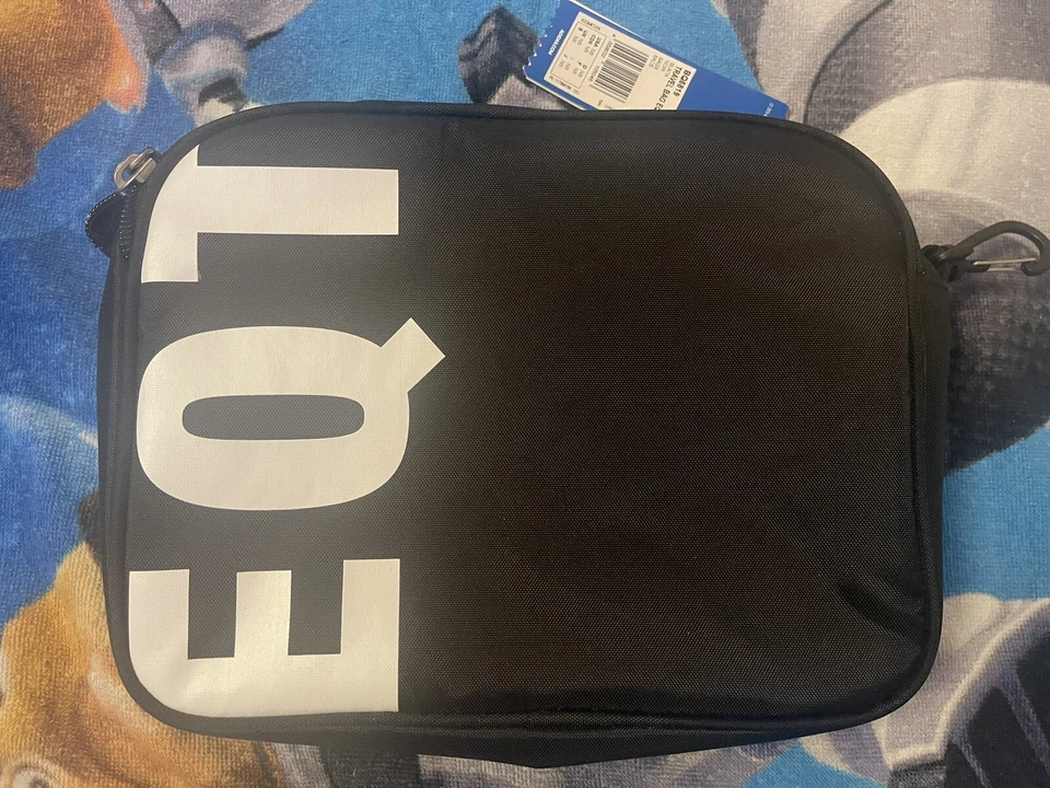 Adidas Waschbeutel Travel Bag EQT Schwarz