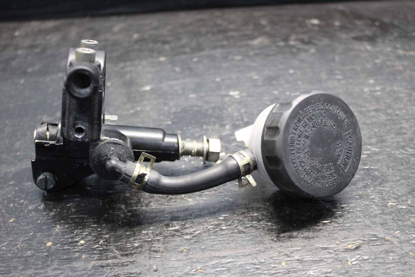 0506 KAWASAKI NINJA ZX6R ZX6 FRONT BRAKE MASTER CYLINDER 2005 2006 eBay