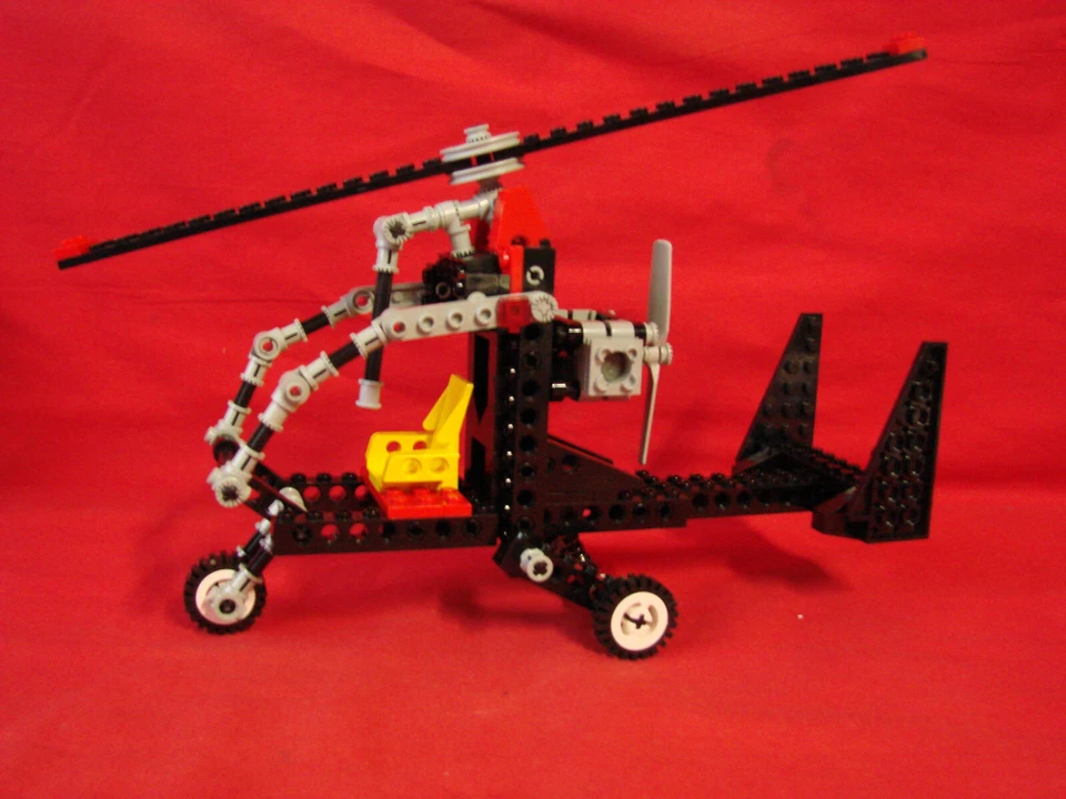 LEGO Technic 8836 Sky Ranger, photo 2 sur 4