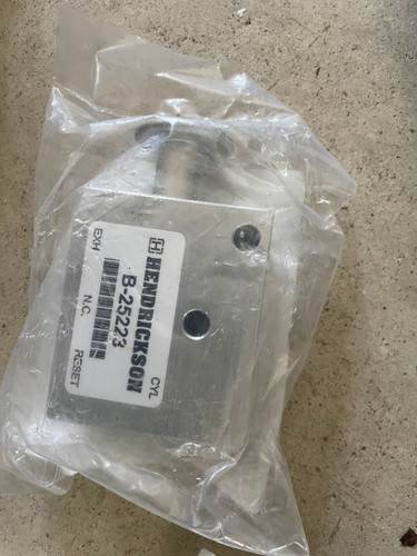 Hendrickson VS-25223 TRAILER VALVE QUIK-DRAW 3-Way Auto Reset
