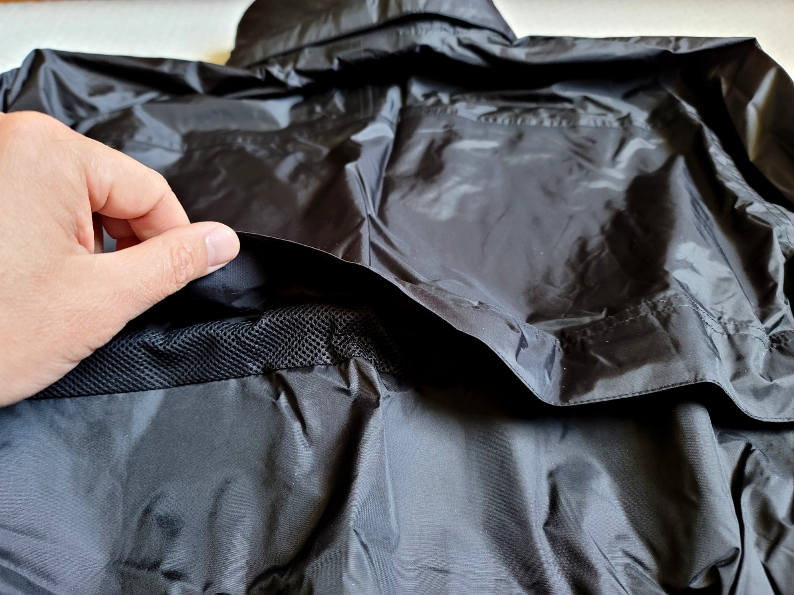 MINT Helly Hansen Tech Packable Rain Jacket Black… - image 11