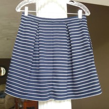 MAX STUDIO NAVY BLUE  WHITE STRIPE PLEATED SKIRT SIZE M NWT  68.00