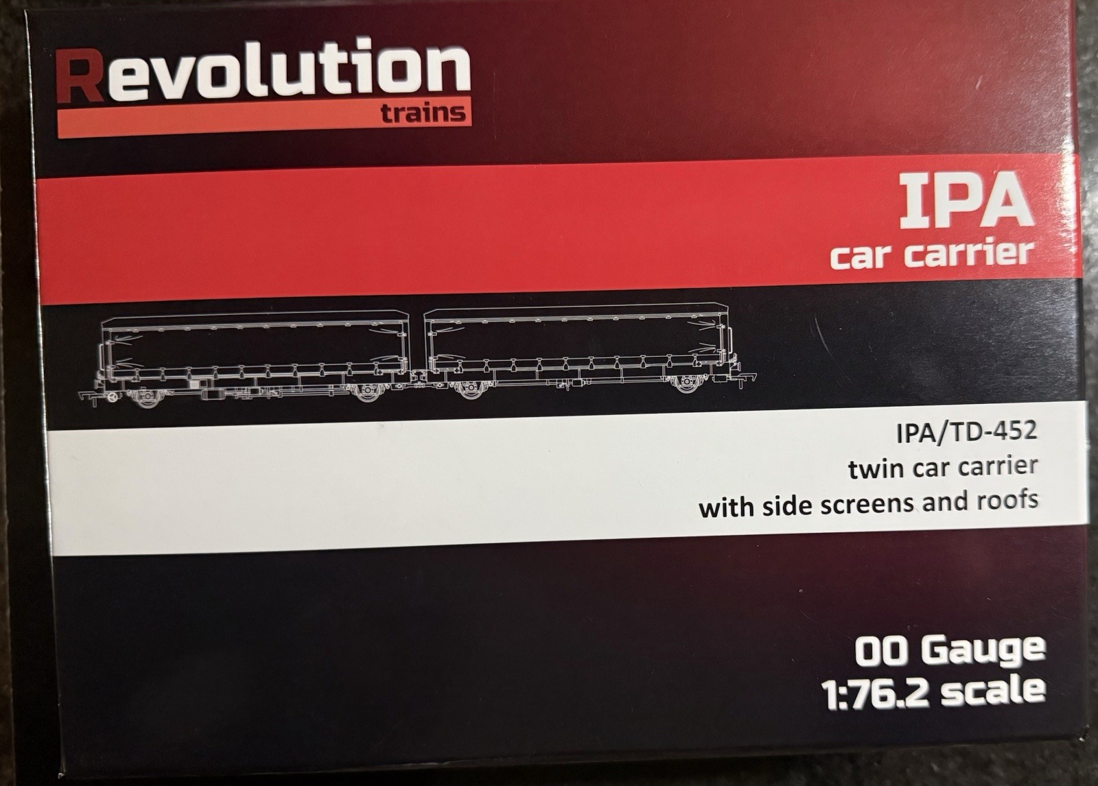 Revolution IPA Car Carrier Twin Set OO- IPA -141B 1.76